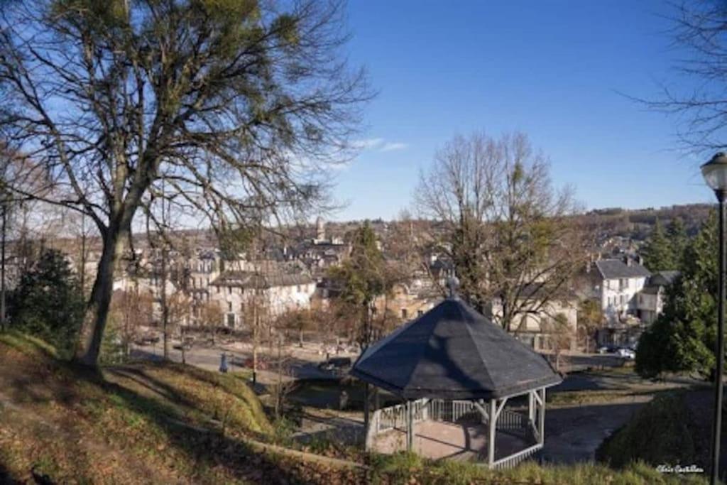 Terrasse, Jardin,, Appartement 80M², Vue Montagne, Wifi, Bureau Bagneres-de-Bigorre Luaran gambar